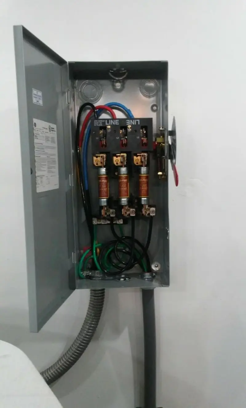 Three-phase disconnect switch installed for Electrical Wiring & Rewiring in Chesapeake Ranch Estates